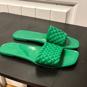 Old Navy Emerald Woven Slide Sandals